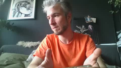 Snapshot of deebo1987 chatting on January 4, 2025, 12:38 pm Deen online show from January 4, 2025, 12:38 pm