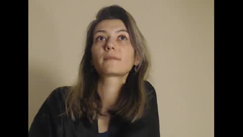 Deelightfull online show from February 6, 2025, 7:29 pm