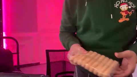 Deez2nutz4u online show from December 3, 2025, 5:55 pm