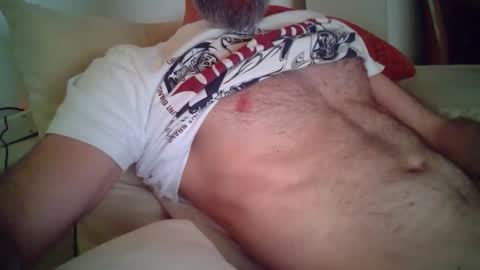 Snapshot of defaultuser11 chatting on November 11, 2025, 12:32 am defaultuser11 online show from November 11, 2025, 12:32 am