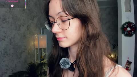 Amy online show from December 21, 2025, 7:32 pm