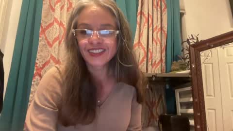 Tori online show from April 28, 2026, 4:17 am