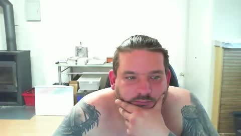 Snapshot of deinspielzeug87 chatting on December 14, 2025, 1:27 pm deinspielzeug87 online show from December 14, 2025, 1:27 pm