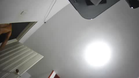 deividellobo online show from February 21, 2025, 5:13 am