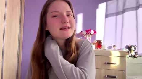 Mila online show from March 2, 2026, 7:09 am