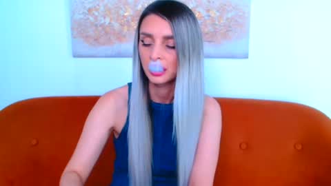 deliciaalove online show from July 19, 2026, 6:22 pm