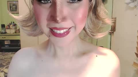 Mercedes online show from April 19, 2026, 1:27 am