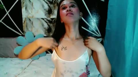 Snapshot of delicious_cum_girlxx chatting on January 11, 2026, 12:15 am delicious_cum_girlxx online show from January 11, 2026, 12:15 am