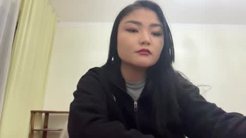 delicious_dream_ online show from November 9, 2025, 12:36 pm