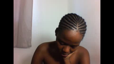 Snapshot of deliciousbabe01 chatting on May 1, 2026, 11:48 am EVAH online show from May 1, 2026, 11:48 am