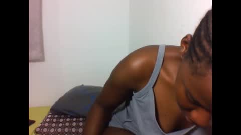 Snapshot of deliciousbabe01 chatting on May 10, 2026, 3:12 am EVAH online show from May 10, 2026, 3:12 am