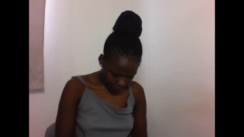 Snapshot of deliciousbabe01 chatting on May 27, 2026, 7:49 am EVAH online show from May 27, 2026, 7:49 am