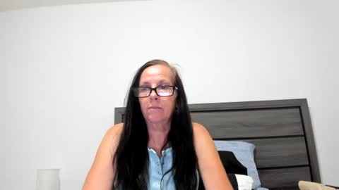 Delicious Peach Goddess online show from September 12, 2025, 2:33 am