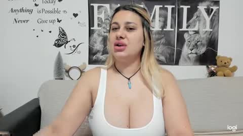 delightfulannemistress online show from December 24, 2024, 6:22 am