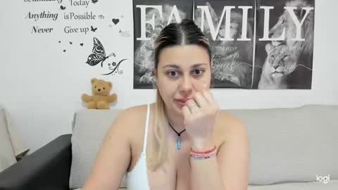 delightfulannemistress online show from January 13, 2025, 1:39 pm