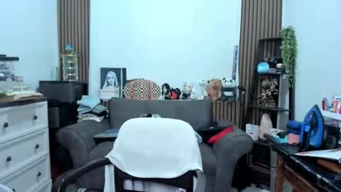 delightfulcurvy online show from February 3, 2026, 2:53 am