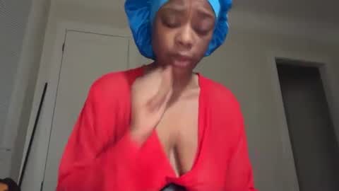 delightfuldark online show from November 4, 2025, 1:43 pm