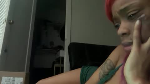 Snapshot of delightfuldark chatting on June 7, 2026, 5:16 pm delightfuldark online show from June 7, 2026, 5:16 pm