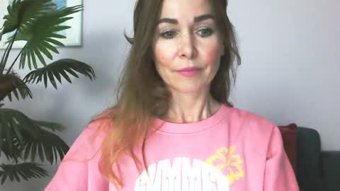 Snapshot of delilah_sweet chatting on June 22, 2026, 2:58 pm delilah_sweet online show from June 22, 2026, 2:58 pm