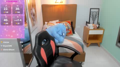 Snapshot of delilaquinn chatting on December 27, 2024, 1:22 am delilaquinn online show from December 27, 2024, 1:22 am