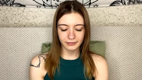 Sia online show from April 1, 2026, 1:34 pm