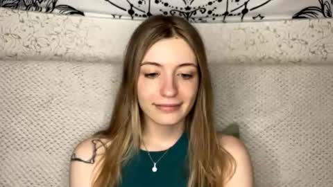 Snapshot of dellisifuentes chatting on June 12, 2026, 1:32 pm Sia online show from June 12, 2026, 1:32 pm