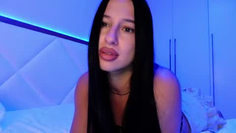 Snapshot of delly_love chatting on July 24, 2026, 7:45 pm delly_love online show from July 24, 2026, 7:45 pm