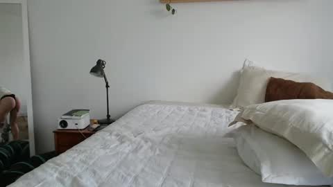 demmetria online show from January 21, 2025, 6:34 pm