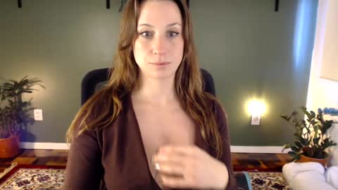 Snapshot of demmetria chatting on July 15, 2026, 6:02 pm demmetria online show from July 15, 2026, 6:02 pm