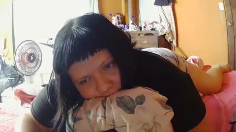 demonchubbygirl online show from May 21, 2026, 2:46 pm