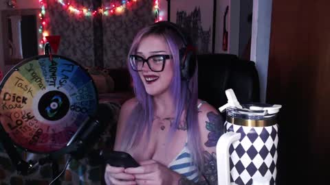 Demoness Mina online show from April 9, 2026, 11:21 pm