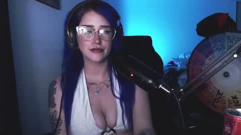 Demoness Mina online show from June 19, 2026, 5:01 am