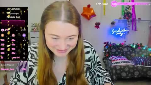 Sophie online show from December 13, 2024, 6:21 am