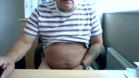 Snapshot of den66_ chatting on June 27, 2026, 2:12 pm den66_ online show from June 27, 2026, 2:12 pm