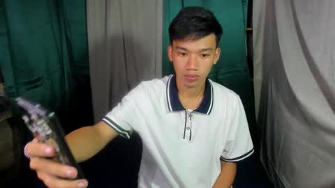 den_cummers online show from March 22, 2026, 10:51 am