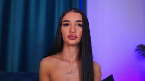 denisedevilles online show from June 4, 2026, 8:48 pm