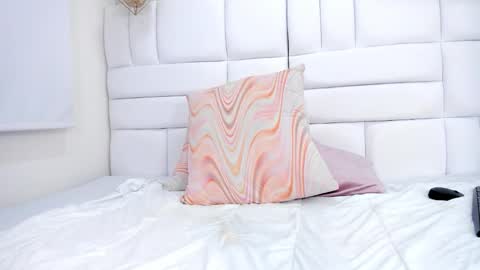 Denisse Khan online show from March 14, 2026, 5:24 am