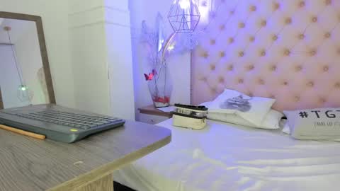 Snapshot of denisse_logan chatting on May 20, 2026, 3:13 am denisse_logan online show from May 20, 2026, 3:13 am