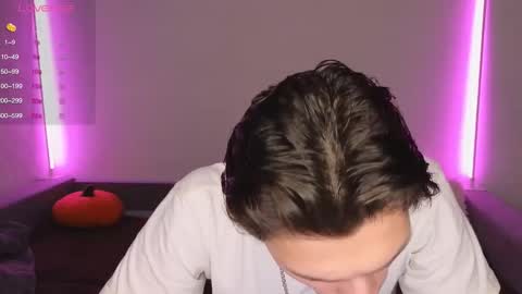 Den online show from December 21, 2025, 2:24 pm