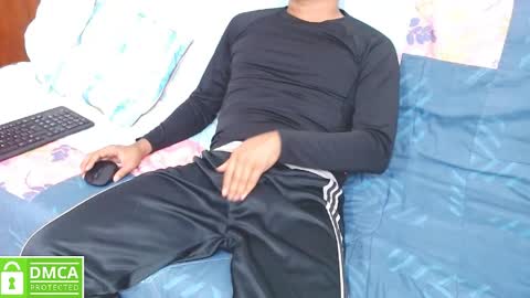 Snapshot of denzel2603 chatting on May 7, 2026, 11:21 pm Denzel online show from May 7, 2026, 11:21 pm