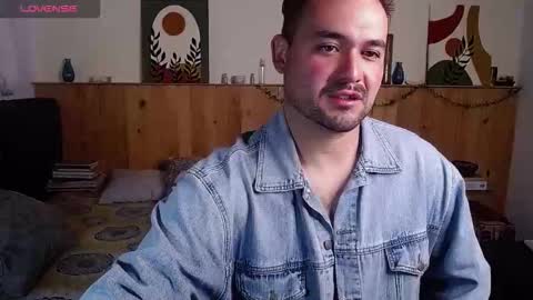 Dereck Mills3 online show from January 16, 2026, 2:04 am