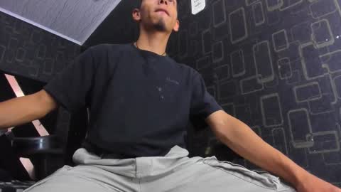 Dereck online show from February 21, 2026, 10:38 am