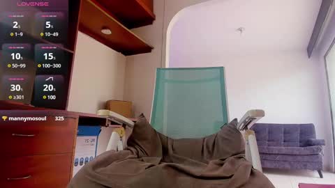 dereckhardd online show from February 27, 2025, 2:10 pm