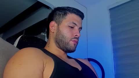 Snapshot of dereckhardd chatting on March 4, 2026, 7:36 am dereckhardd online show from March 4, 2026, 7:36 am