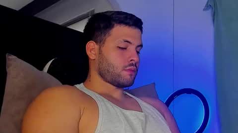 Snapshot of dereckhardd chatting on March 8, 2026, 9:29 pm dereckhardd online show from March 8, 2026, 9:29 pm