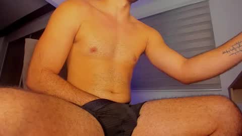 Snapshot of dereckhardd chatting on March 12, 2026, 8:53 am dereckhardd online show from March 12, 2026, 8:53 am