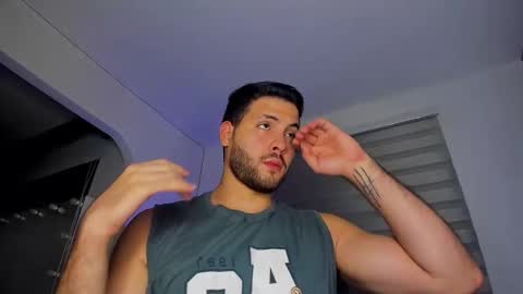 Snapshot of dereckhardd chatting on March 15, 2026, 8:09 am dereckhardd online show from March 15, 2026, 8:09 am