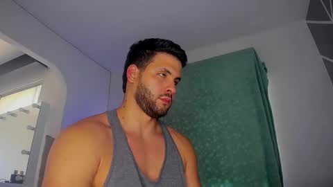 Snapshot of dereckhardd chatting on March 15, 2026, 8:15 pm dereckhardd online show from March 15, 2026, 8:15 pm