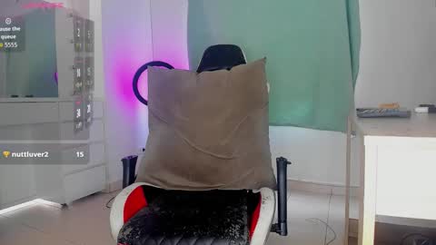 Snapshot of dereckhardd chatting on March 22, 2026, 8:34 pm dereckhardd online show from March 22, 2026, 8:34 pm