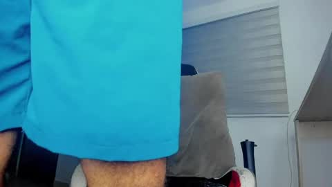 Snapshot of dereckhardd chatting on March 28, 2026, 8:47 am dereckhardd online show from March 28, 2026, 8:47 am